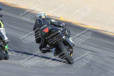 media/Dec-05-2024-Racers Edge (Thu) [[e102e0690b]]/3-B Group/Session 1 Turn 8 Backside/